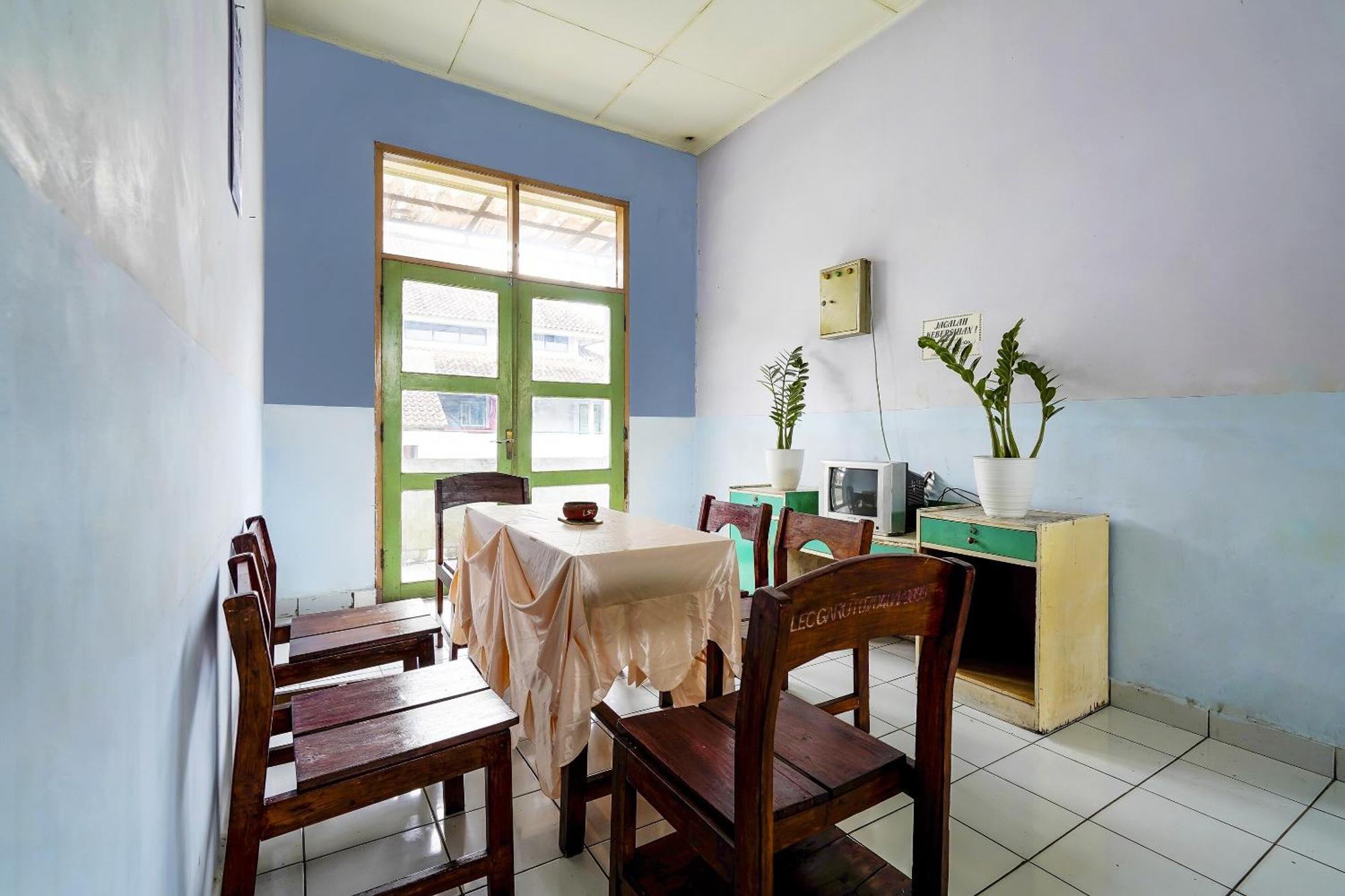 Spot On 91064 Wisma Lec Syariah Garut Zewnętrze zdjęcie