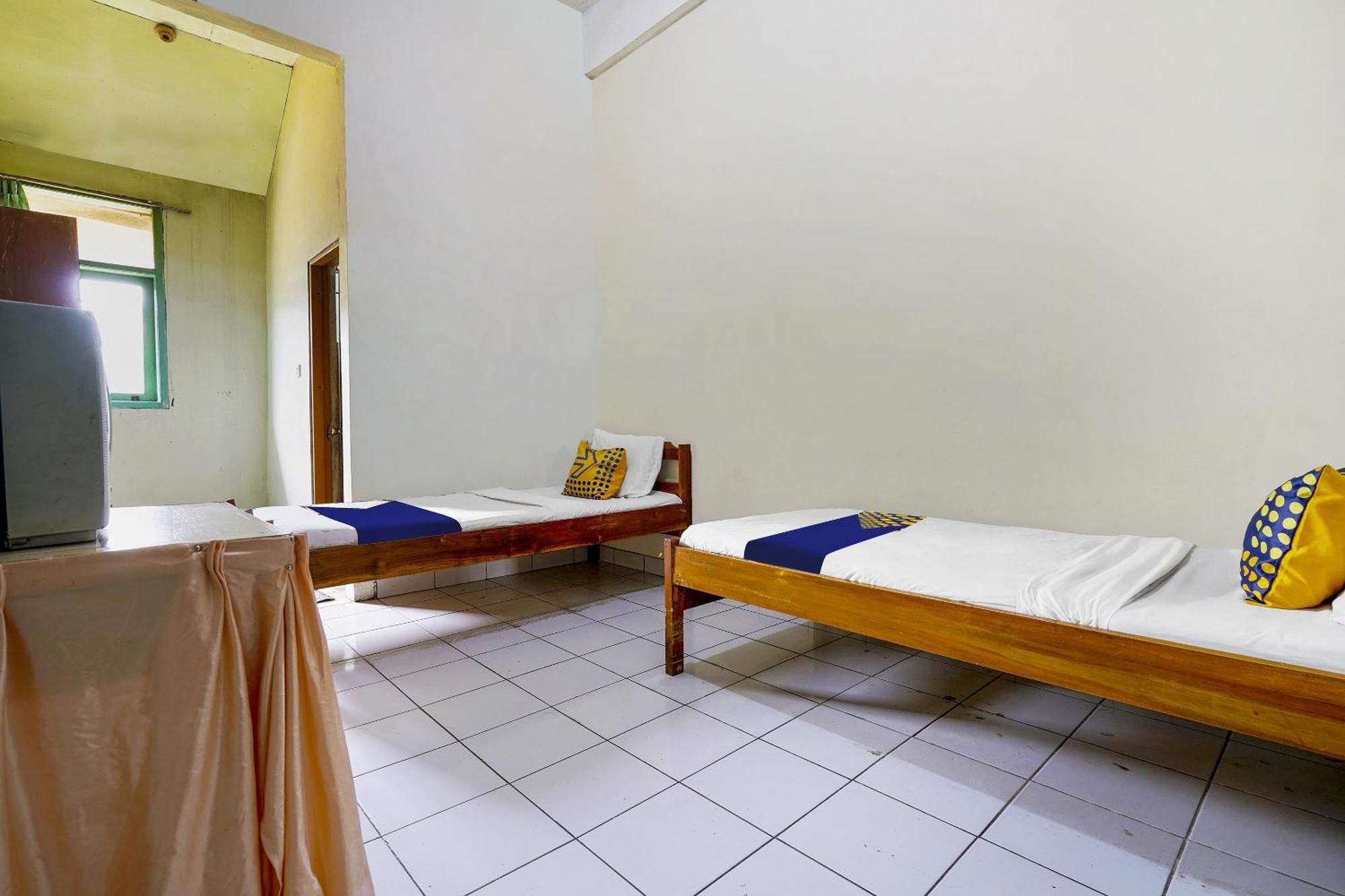 Spot On 91064 Wisma Lec Syariah Garut Zewnętrze zdjęcie
