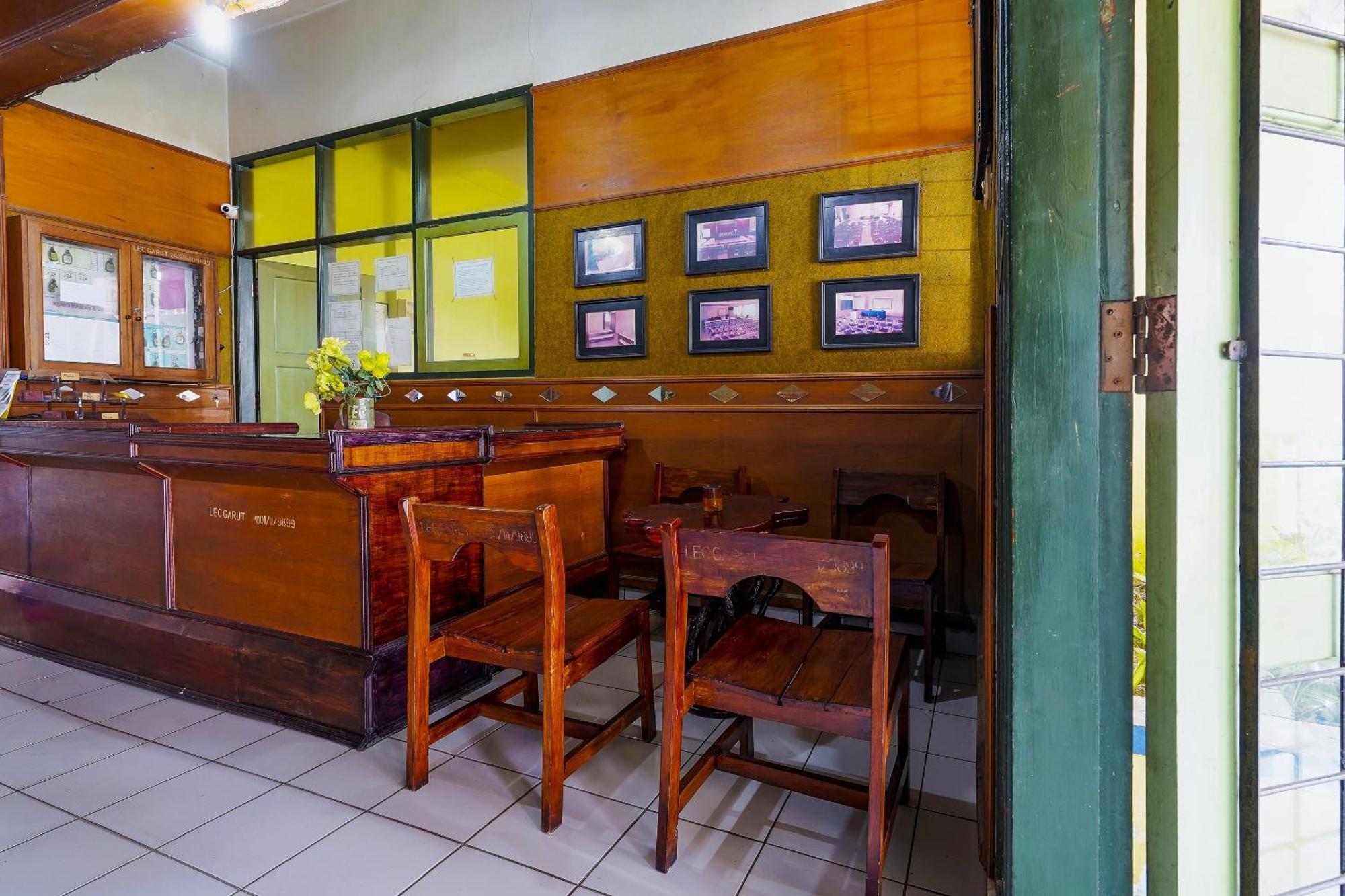 Spot On 91064 Wisma Lec Syariah Garut Zewnętrze zdjęcie